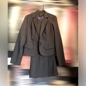 B.wear Women’s 2 piece dress suit set